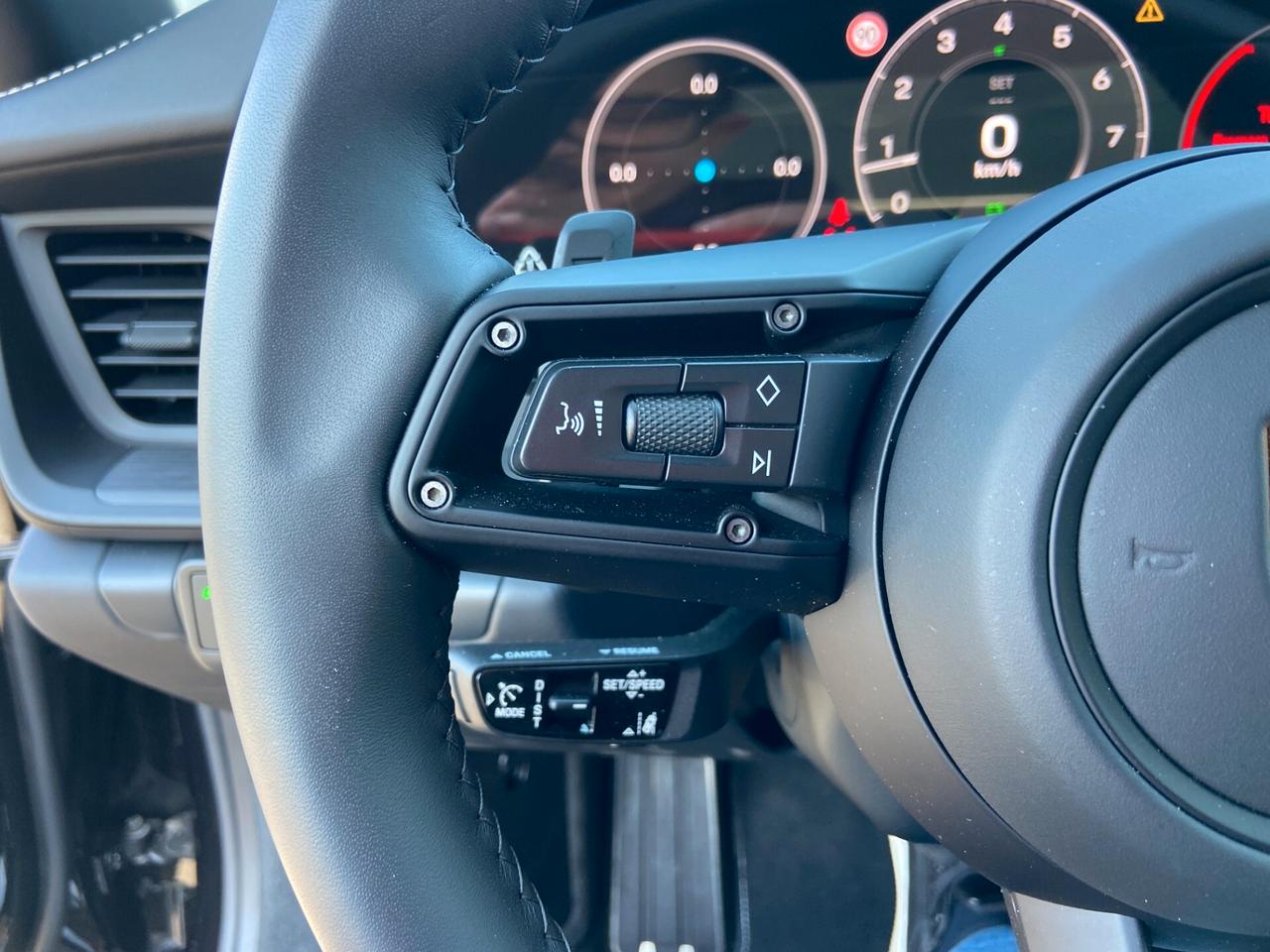 Porsche 911 992.2 Targa 4 GTS KM 0