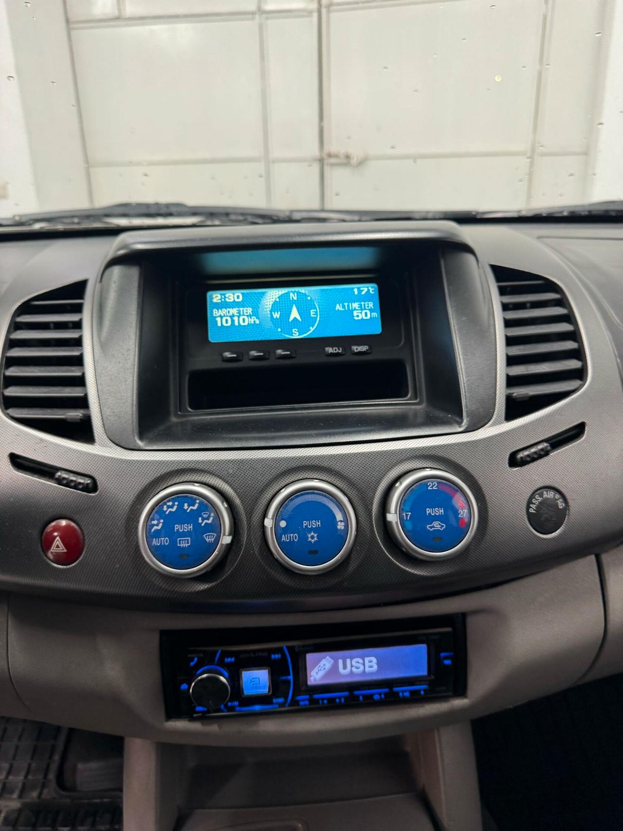 Mitsubishi L200 2.5 DI-D/136CV Club Cab Invite