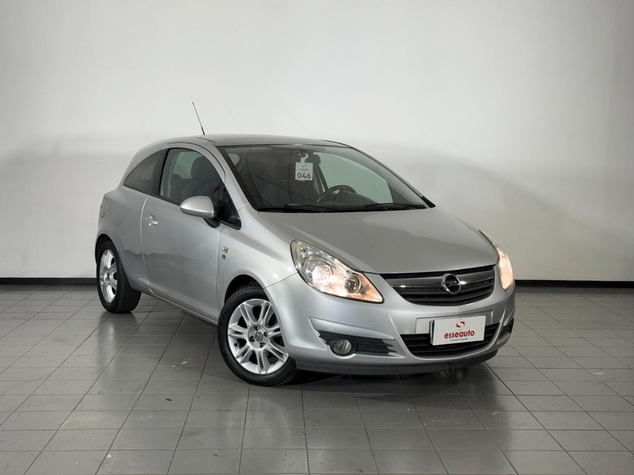 Opel Corsa 1.3 CDTI 75CV 3 porte TETTO PANORAMICO