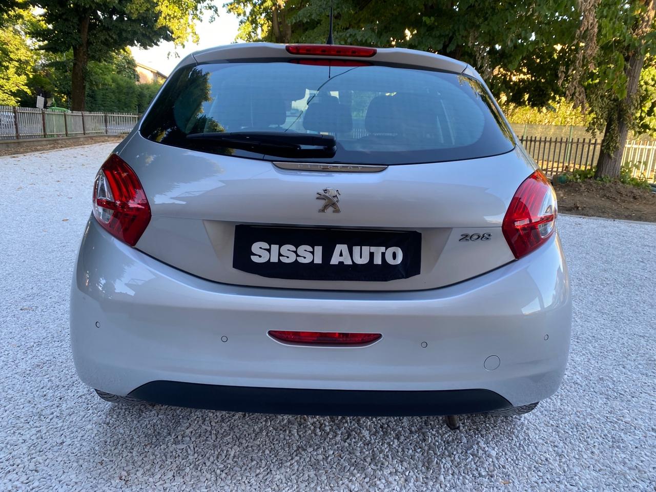 Peugeot 208 PureTech 82 5 porte Allure NEOPATENTATI!!!