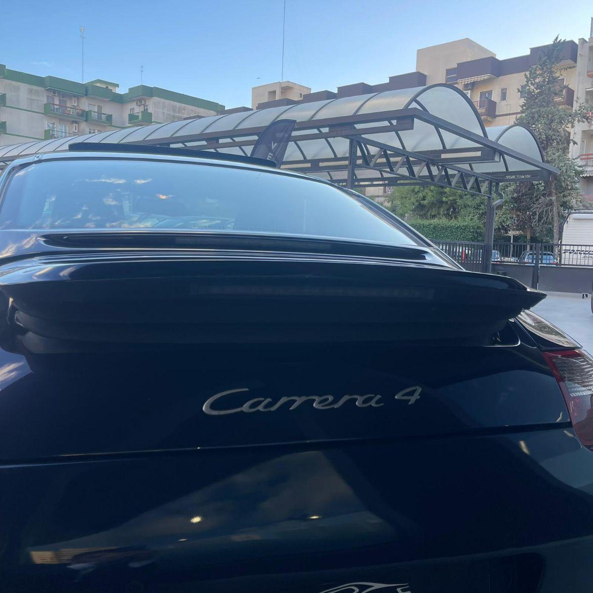 PORSCHE - 997 - 911 Carrera 4 Coupé