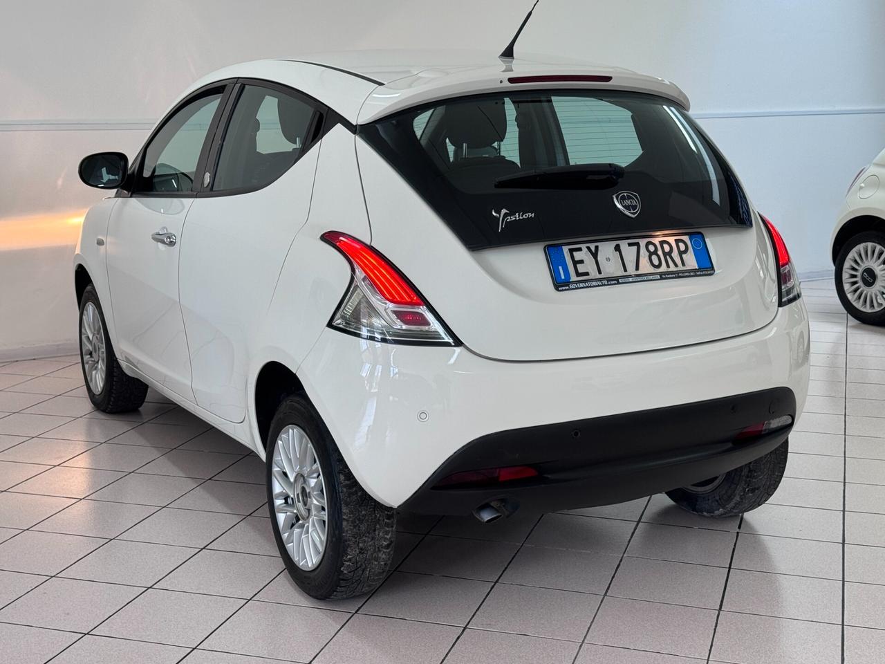 LANCIA YPSILON 0,9 METANO (CONTOVENDITA)