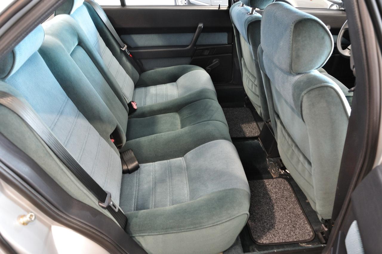 Alfa Romeo 164 2.0i Twin Spark ASI ORO Immacolata