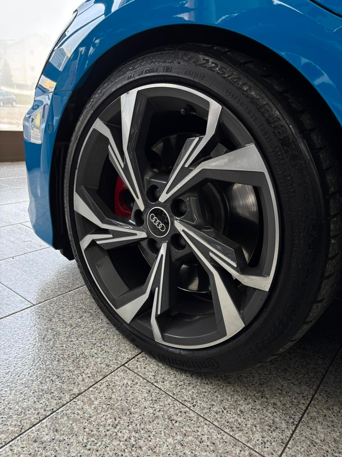 Audi A3 Sportback 45 TFSIe S line S-Tronic 245CV PLUG IN allestimento RS3