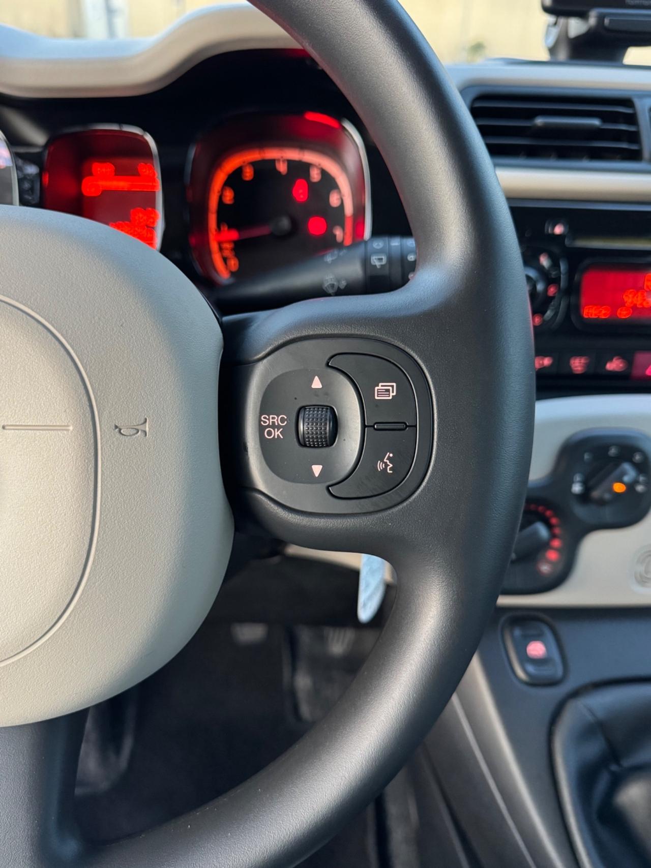 Fiat Panda 1.2 Lounge SOLO 44.000 CHILOMETRI