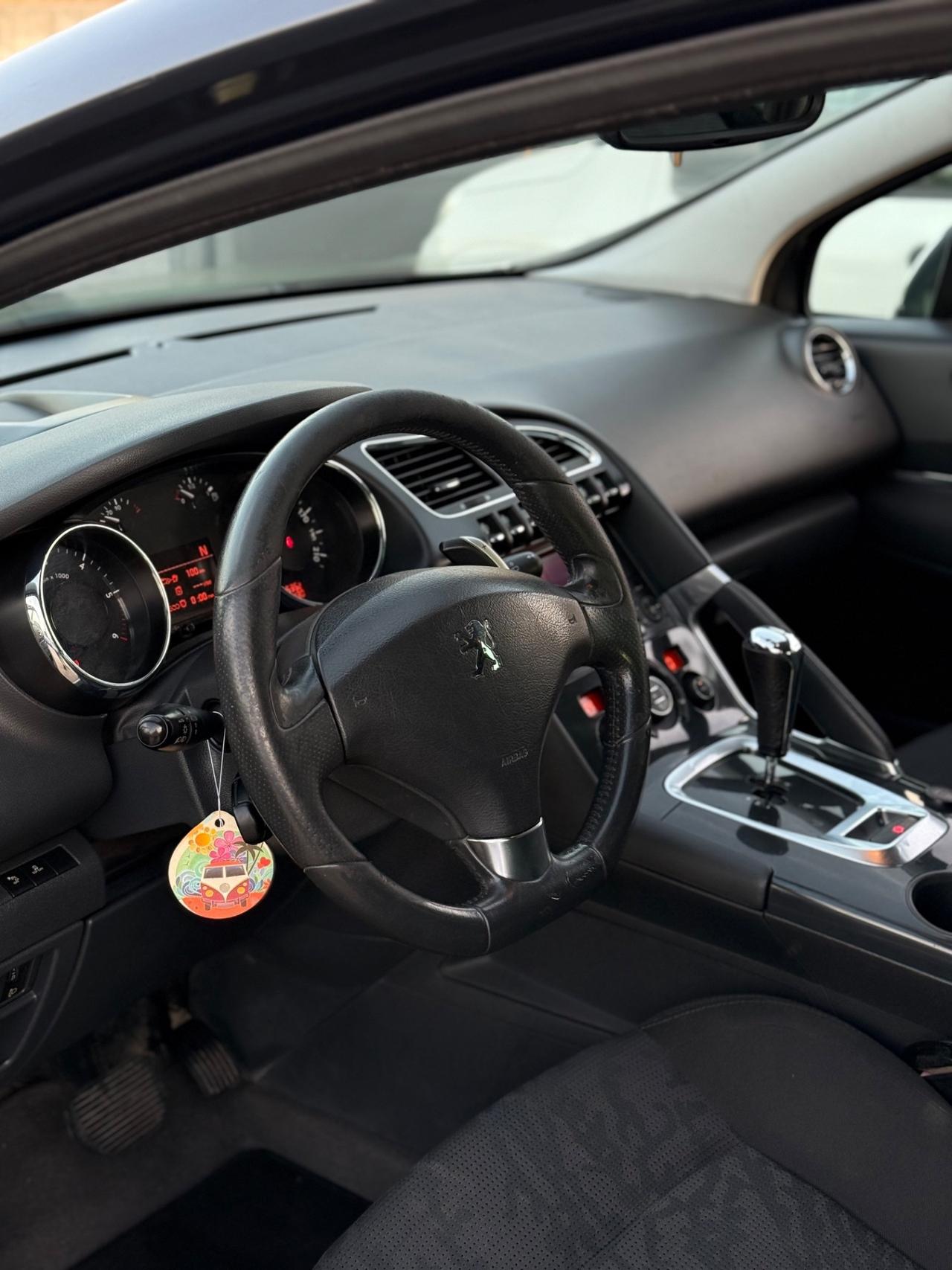 Peugeot 3008 1.6 HDi 112CV cambio robotizzato Premium