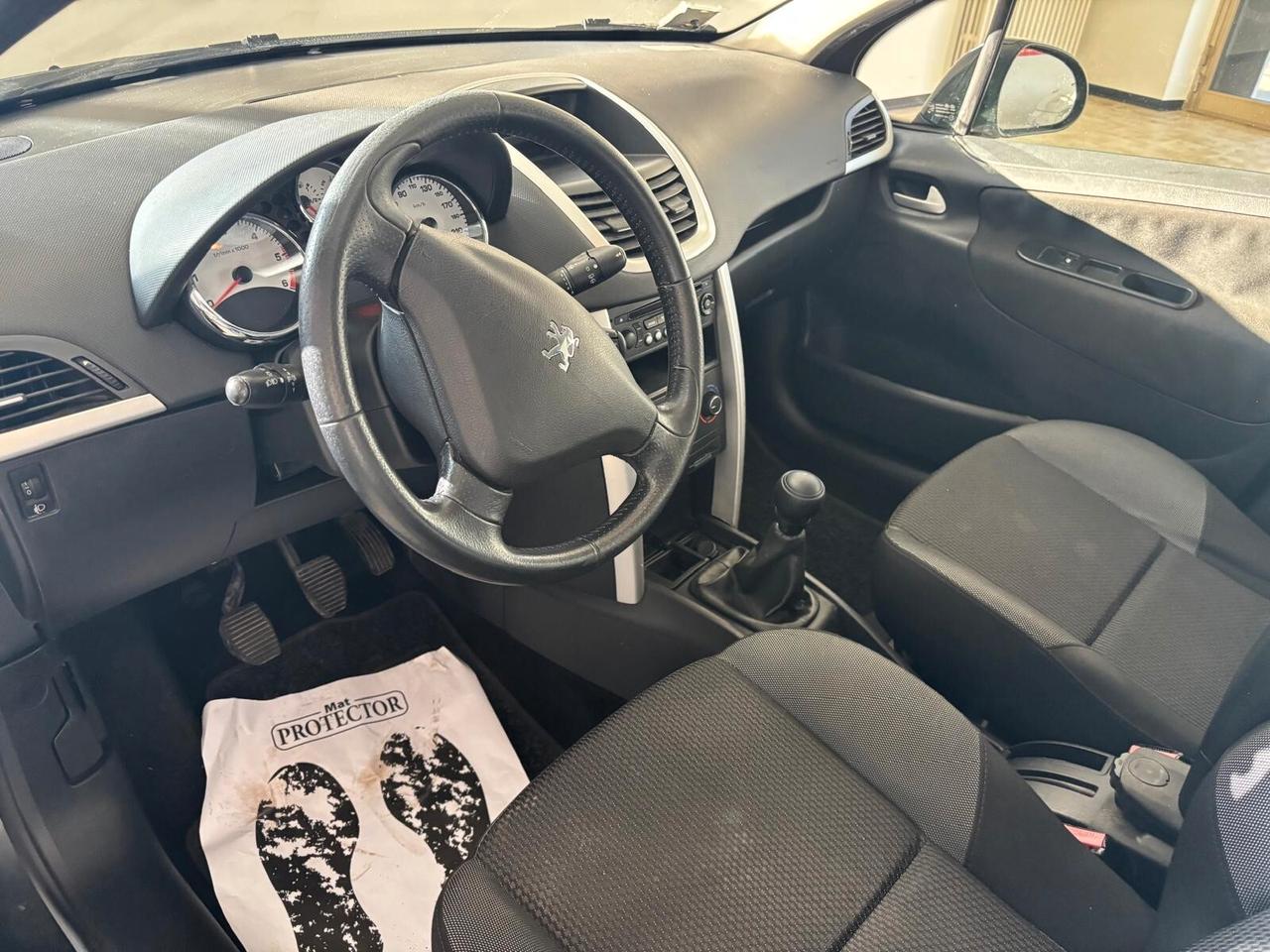 PEUGEOT 207 ANNO 2012 DS 1.6 ADATTA NEOPATENTATI KM 173 MILA