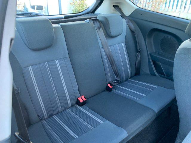 FORD Fiesta 1.4 TDCi 68CV 3 porte Titanium