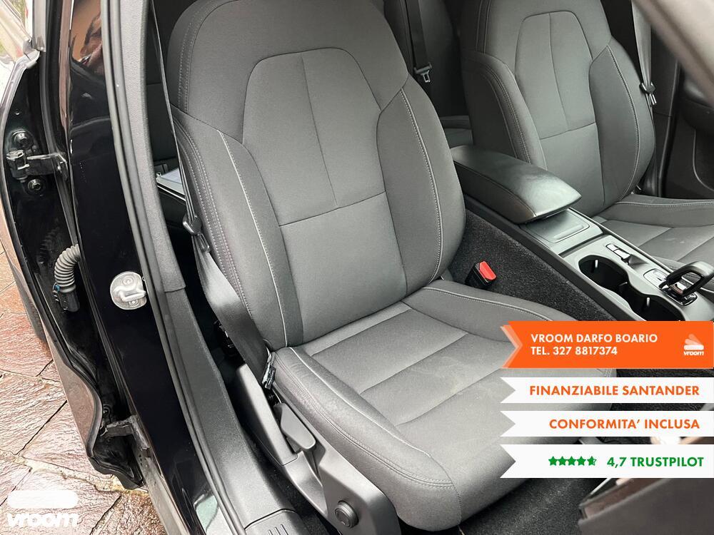 VOLVO XC40 (2017-->) XC40 T2 Geartronic Momentum