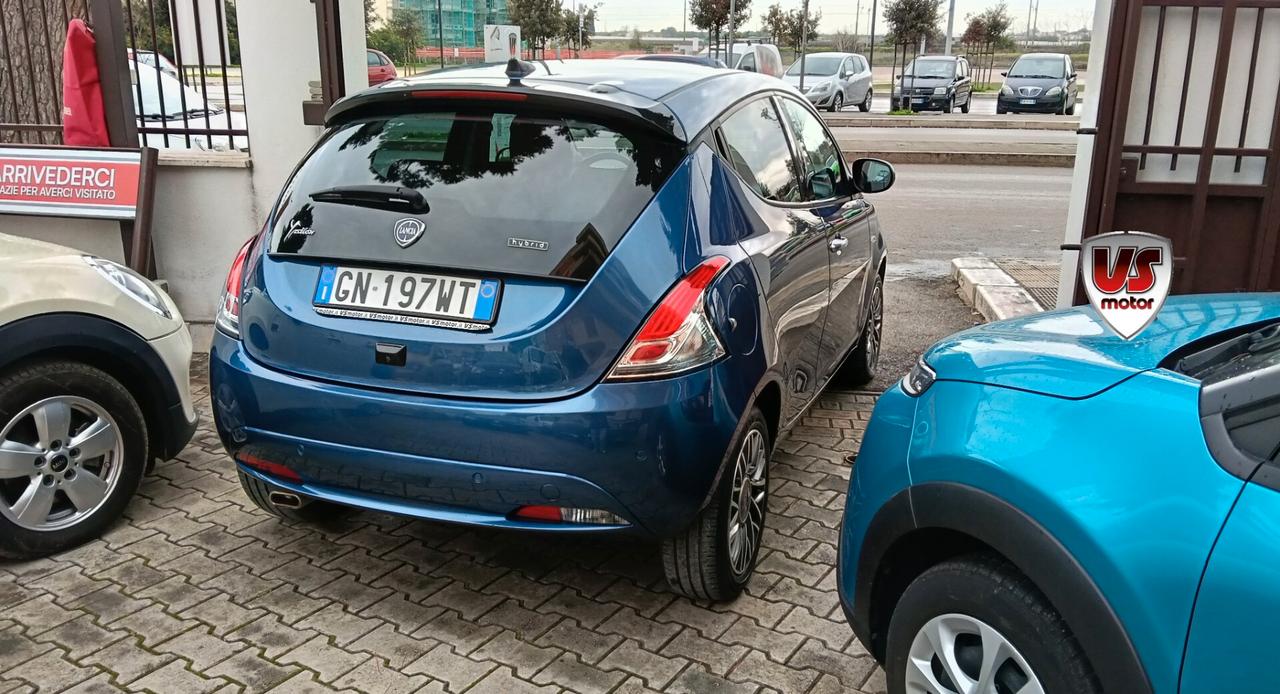 LANCIA YPSILON 1.0 HYBRID-GARANZIA FULL