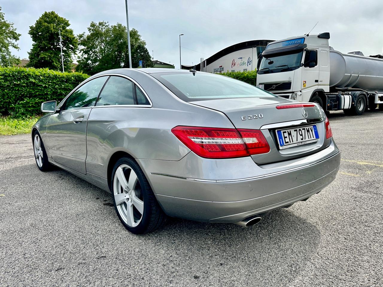 Mercedes-benz E 220 E 220 CDI BlueEFFICIENCY Executive