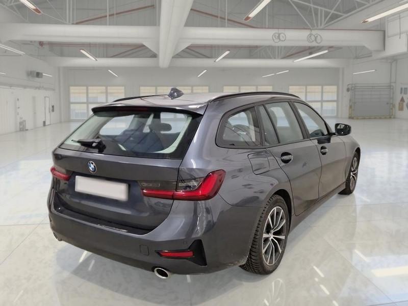 BMW 320 XDRIVE 48V BUS.ADV. TOURING AUT 5 PORTE STATION WAGON