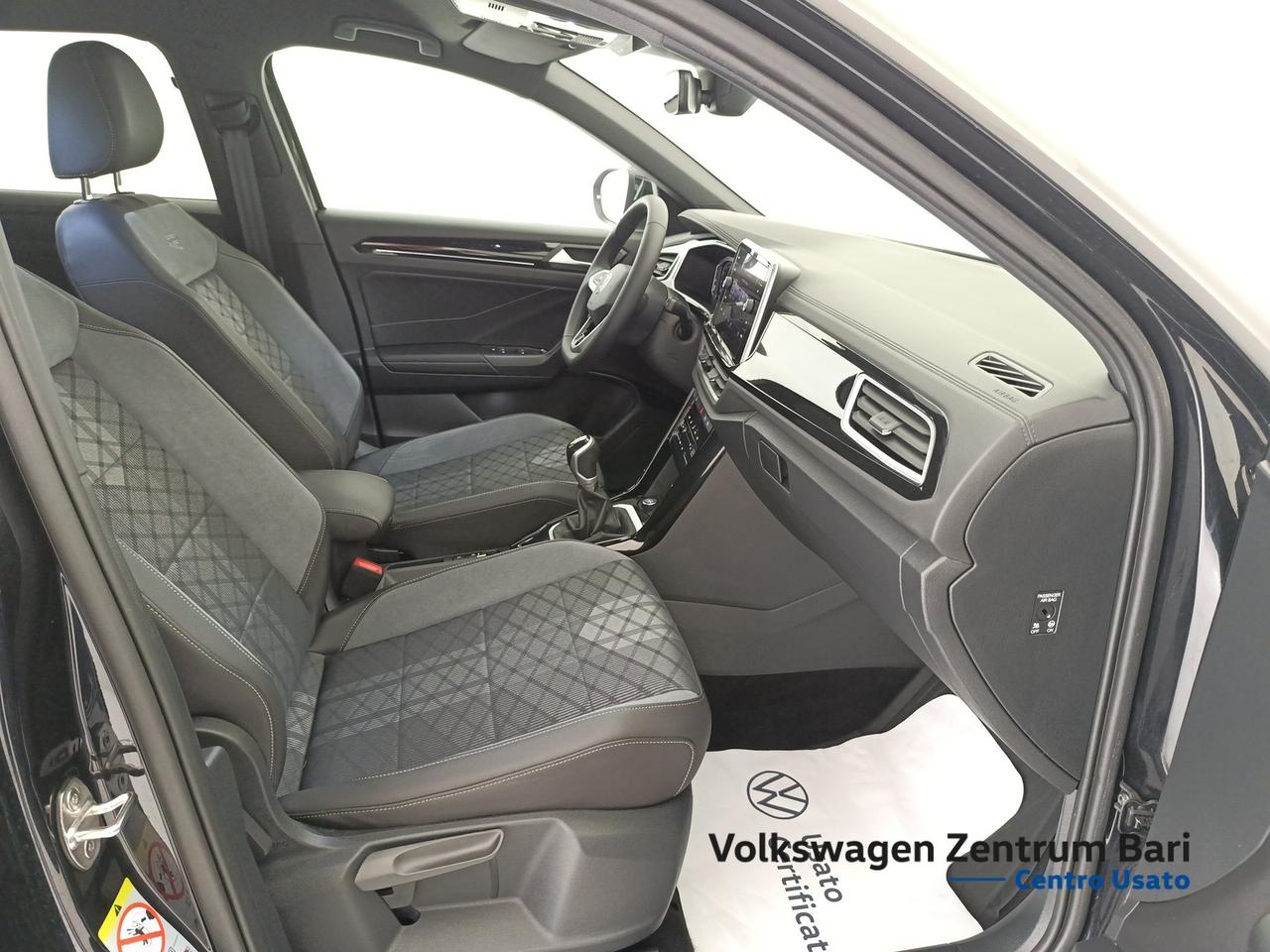 Volkswagen T-Roc 1.0 tsi r-line 110cv