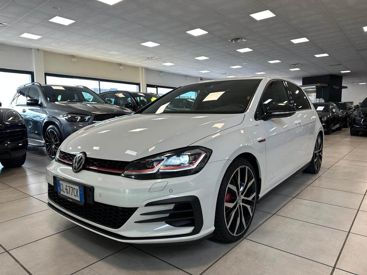 Volkswagen Golf GTI Performance 2.0 245 CV TSI DSG 5p. BMT