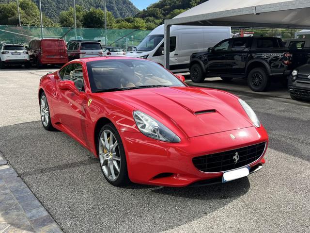 FERRARI California DCT