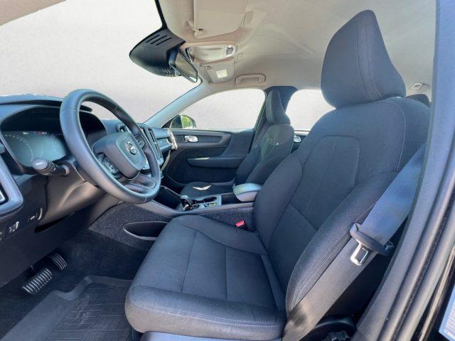 VOLVO XC40 T2 Geartronic Momentum Core