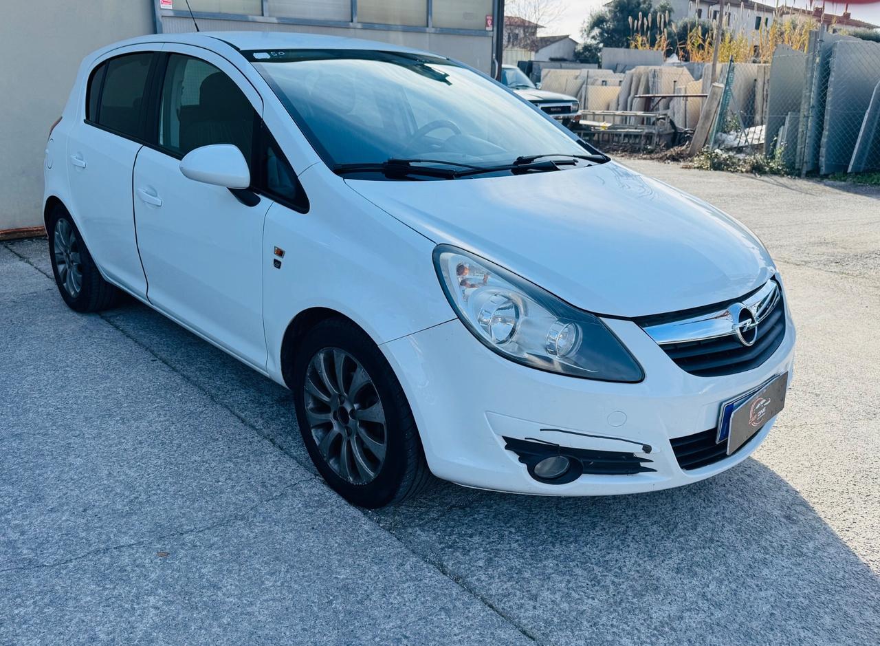 Opel Corsa 1.2 5 porte ok neopatentati