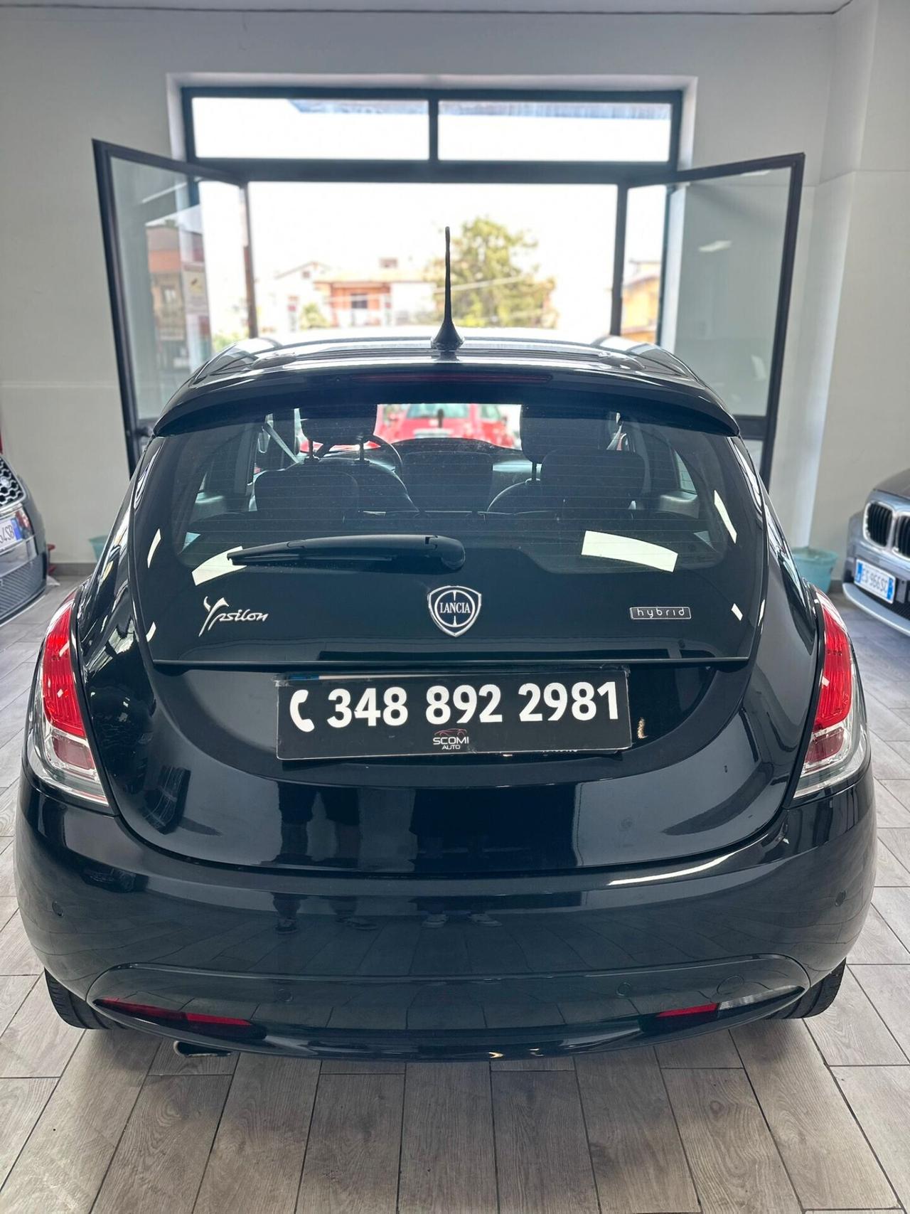 Lancia Ypsilon 1.0 FireFly 69cv Hybrid Ecochic Gold 2021