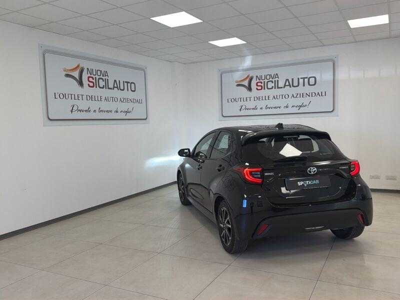 Toyota Yaris Hybrid Trend MY22