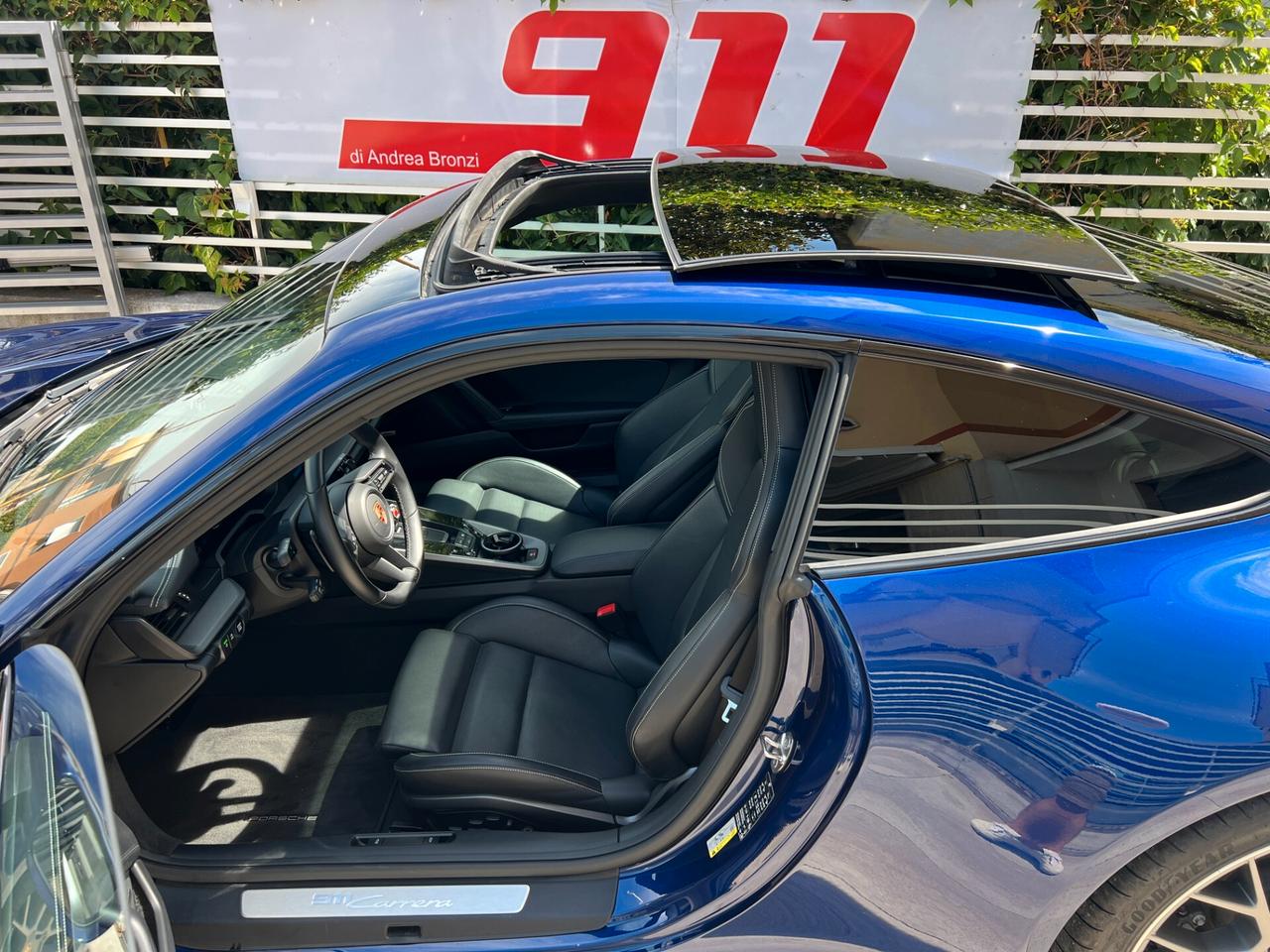 Porsche 911 Carrera