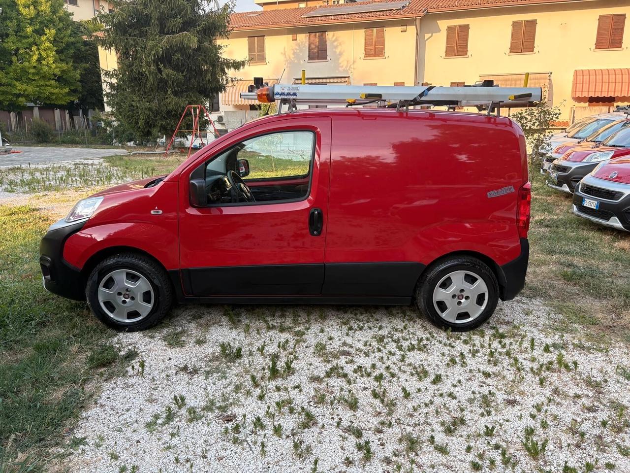 Fiat Fiorino 1.3 MJT 95CV Combinato Adventure
