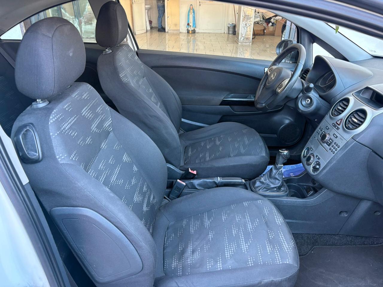 Opel Corsa 1.3 CDTI 95 cavalli 3 porte B-Color