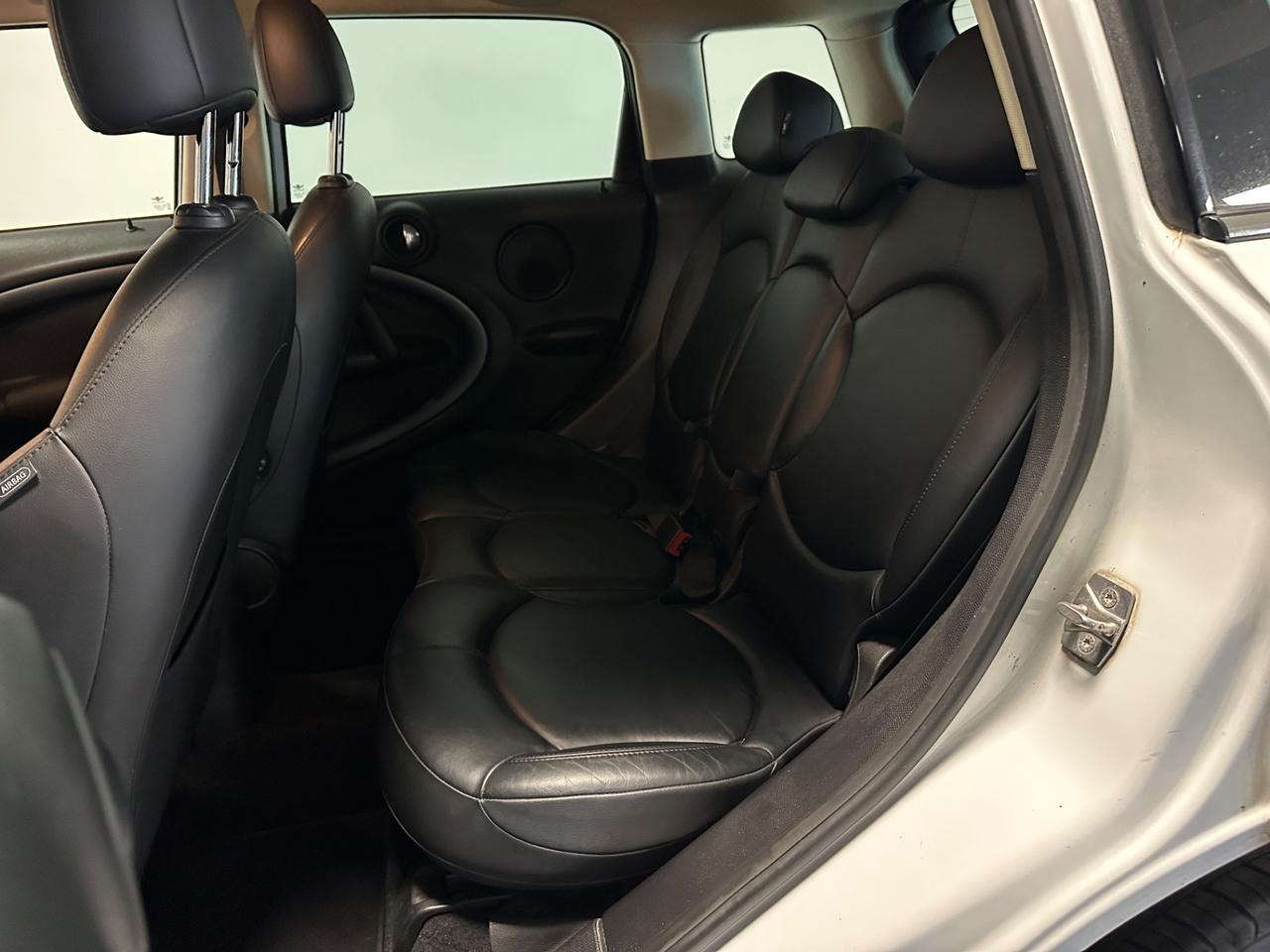 MINI COUNTRYMAN COOPER SD 2.0 AUTOMATICA 143CV