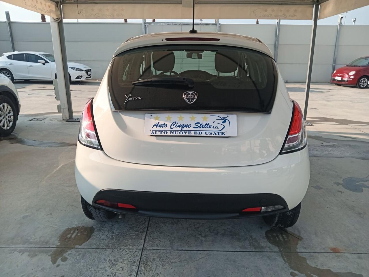 Ypsilon 1.2 C.V 69 PER NEO PATENTATI COME NUOVA