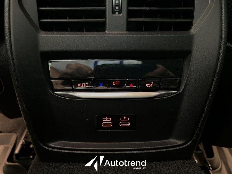 BMW Serie 4 Gran Coupé M 440i 374 CV xDrive 48V Automatica NAVI LED M Sport