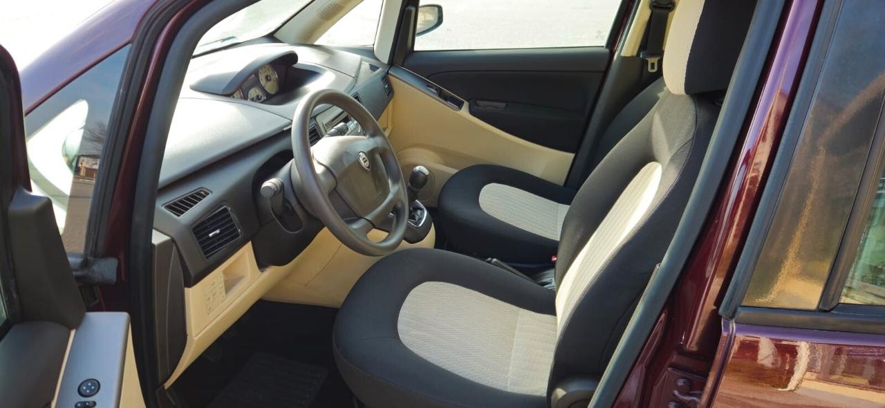 Lancia MUSA 1.3 Multijet Silver