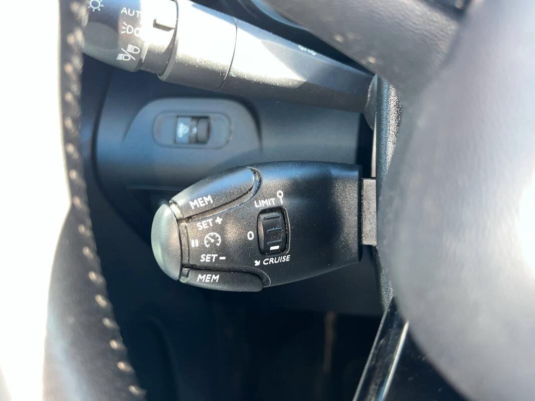 Citroen Berlingo 1.5 bluehdi M Feel s&s 130cv Con CARPLAY