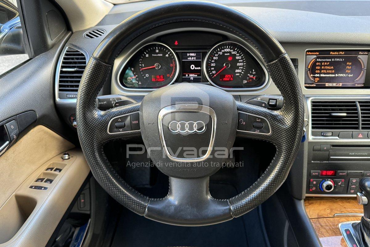 AUDI Q7 3.0 V6 TDI 240 CV quattro tiptronic edition