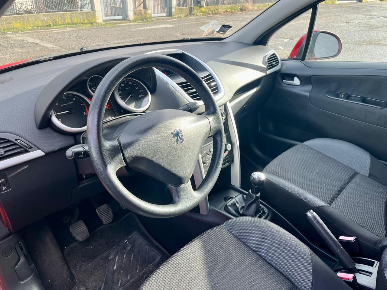 Peugeot 207 Plus 1.4hdi 106.000km 2013 3 porte per neopatentati