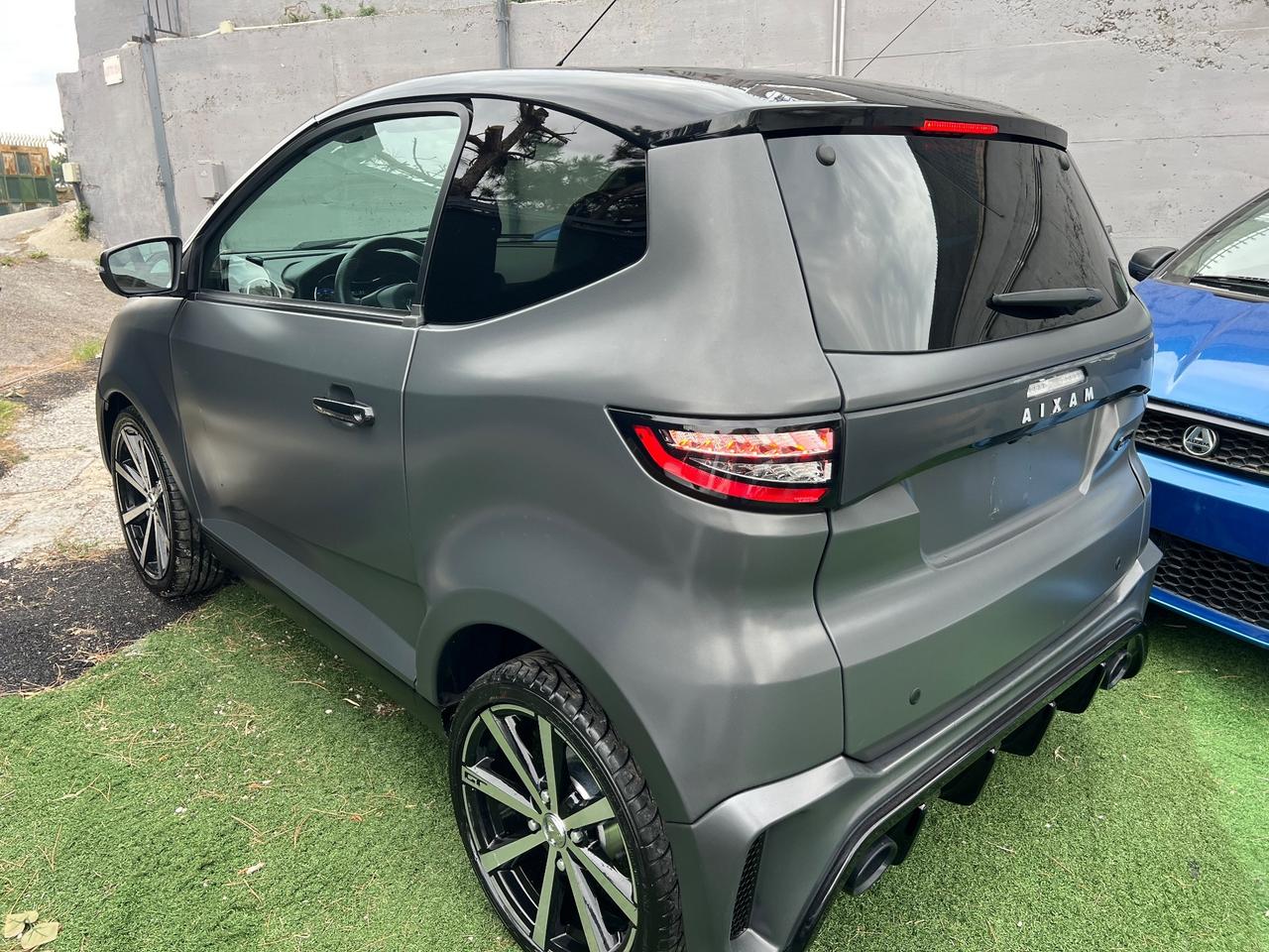 Aixam city Ambiton gto full black 2024 19000 km