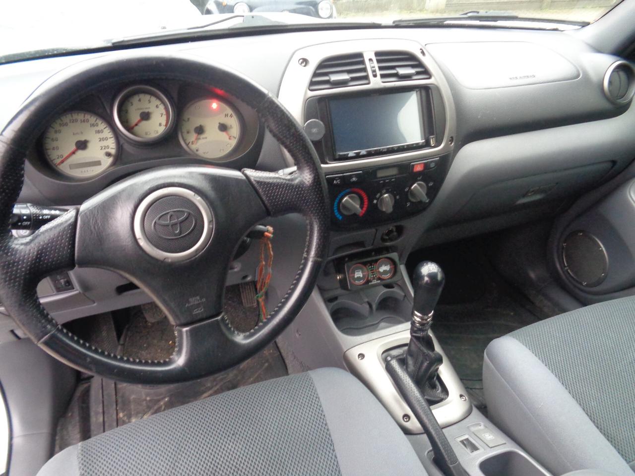 Toyota RAV 4 BENZINA