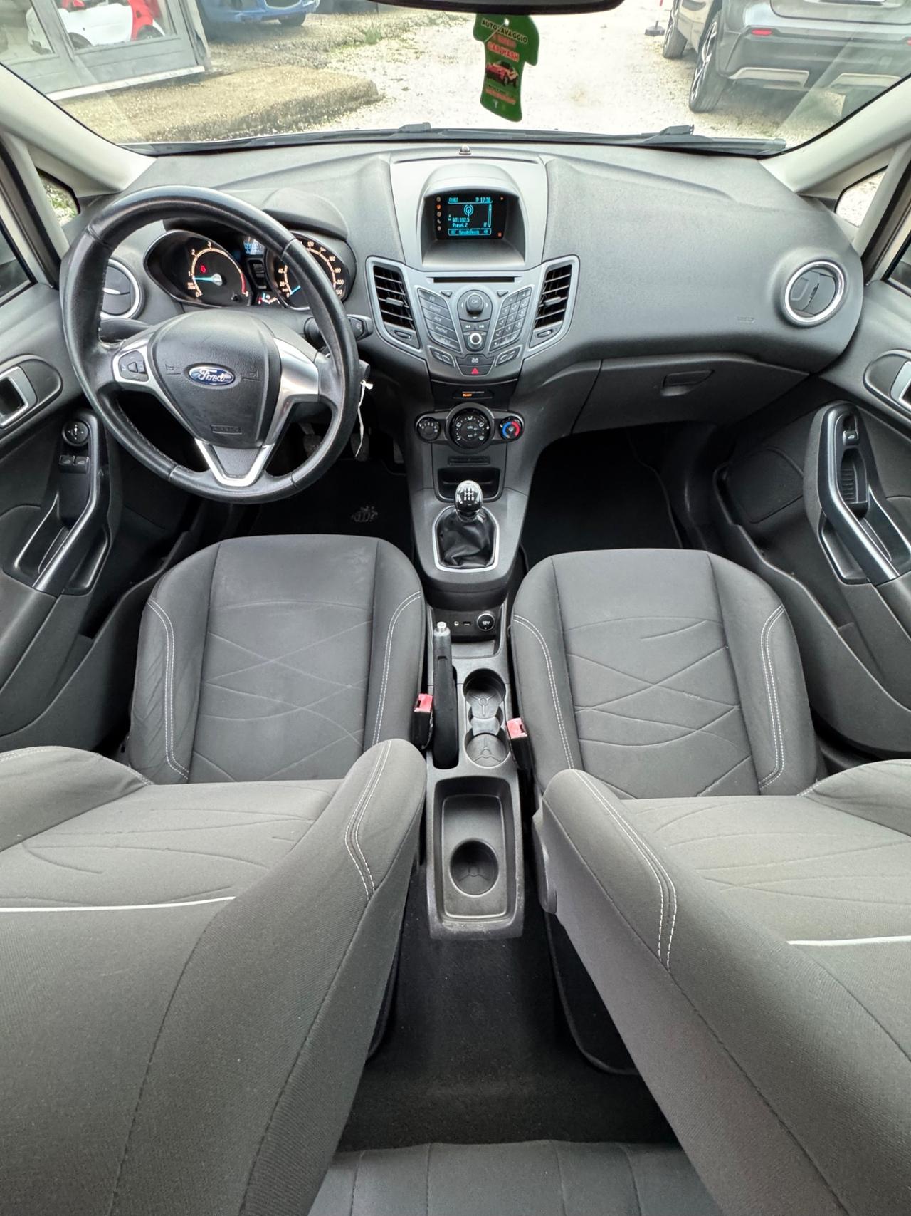 Ford Fiesta 1.5 TDCi 75CV 5 porte