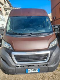 Furgone Peugeot boxer 2.2