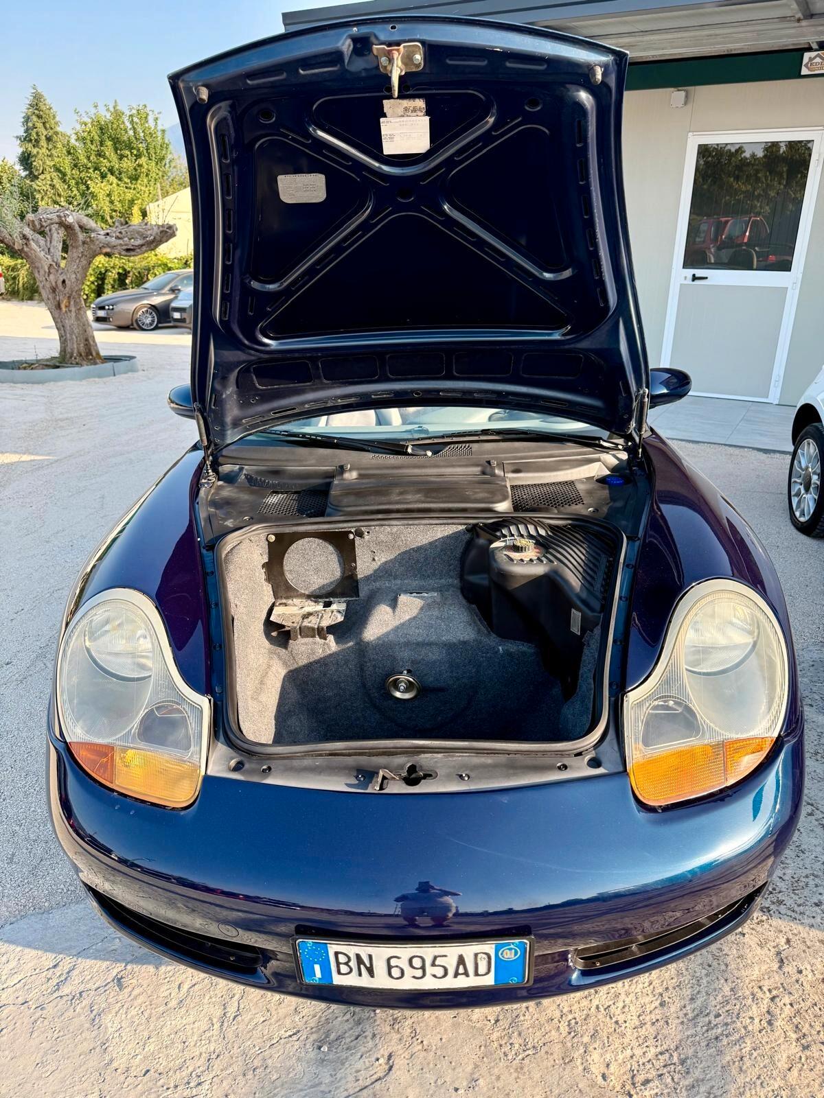 Porsche Boxster 2.5i 24V cat