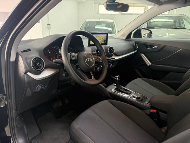 AUDI Q2 35 TDI quattro S tronic Business