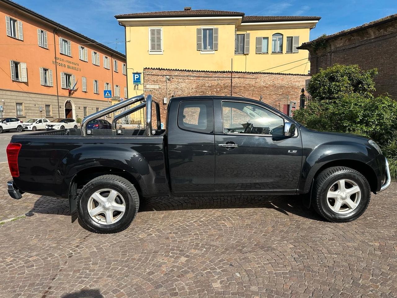 Isuzu D-Max 2.5 TDI 163CV Space Cab 4WD
