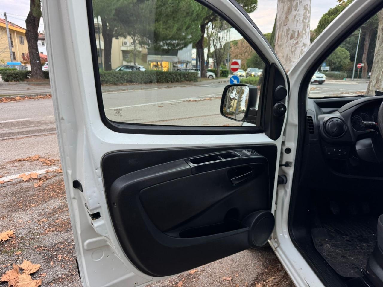 Citroen Nemo 1.3 HDi 75CV FAP Furgone All.to Officina Mobile