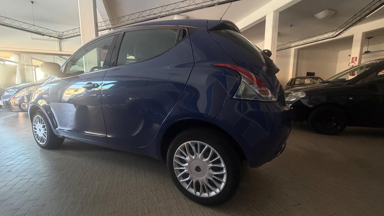 Lancia Ypsilon 1.3 MJT Platinum