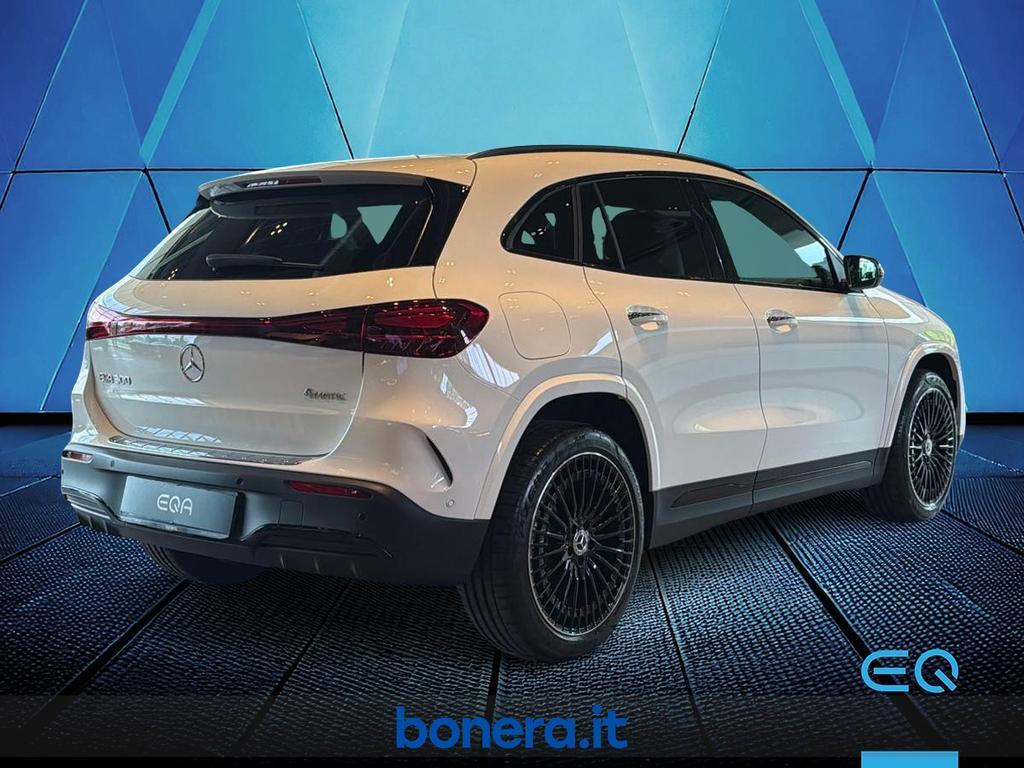 Mercedes EQA 300 AMG Line Advanced Plus 4Matic