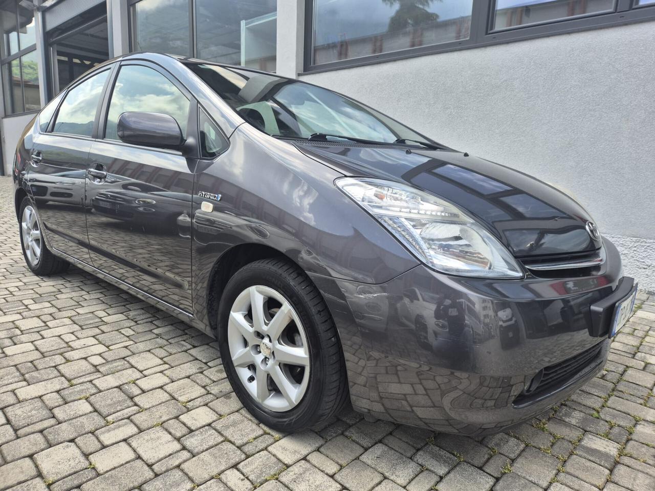 Toyota Prius 1.5i 16V IBRIDA AUTOMATICA 89000KM!!!