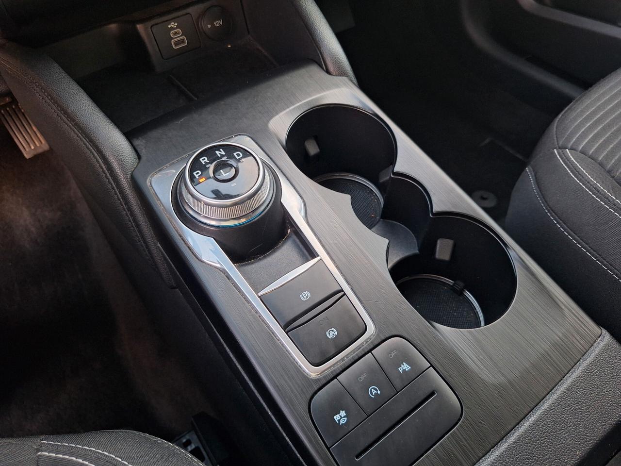 Ford Kuga TITANIUM 1.5 DIESEL 120cv AUTOMAT. NAV+RETROCAM. 2022