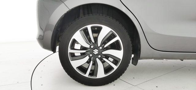 SUZUKI Swift 1.2 Hybrid Top