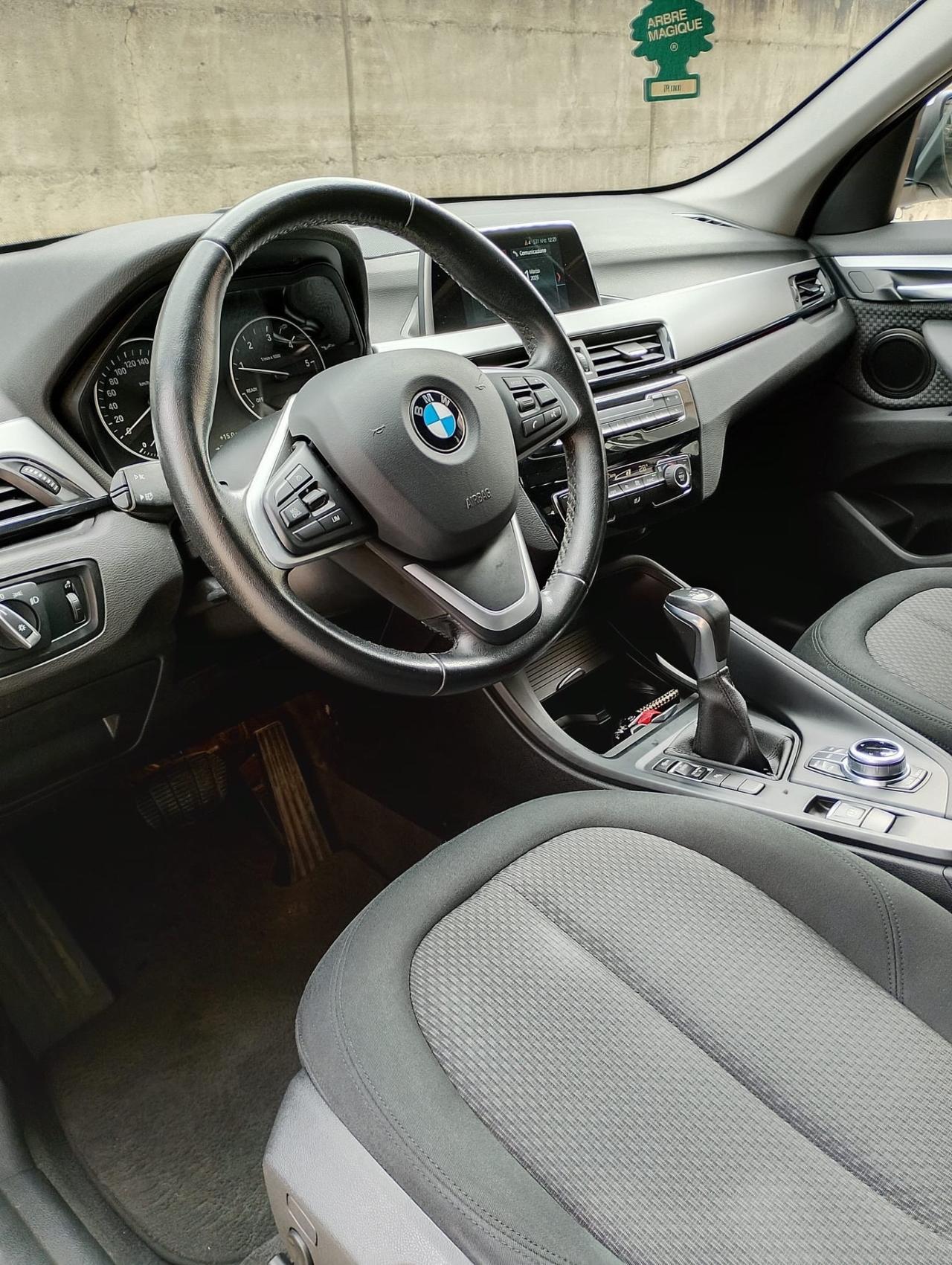 Bmw X1 sDrive18d xLine