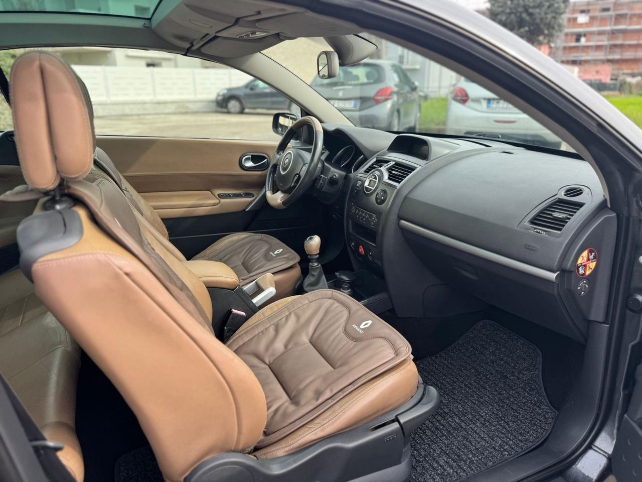 Renault Mégane C-C 1.5 dCi/105CV Dynamique