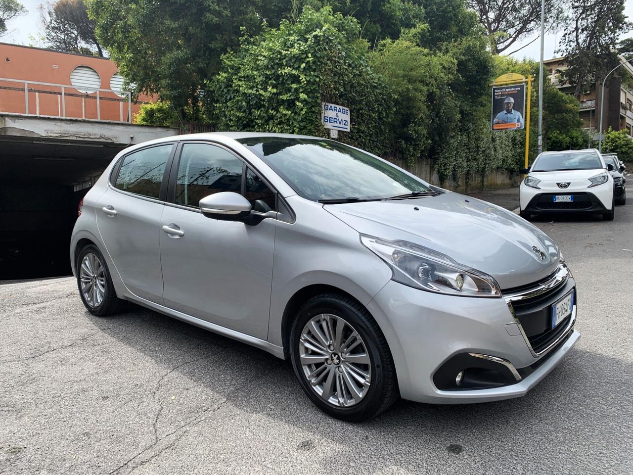Peugeot 208 Pure-tc 82 2017 UNICO PROPRIETARIO