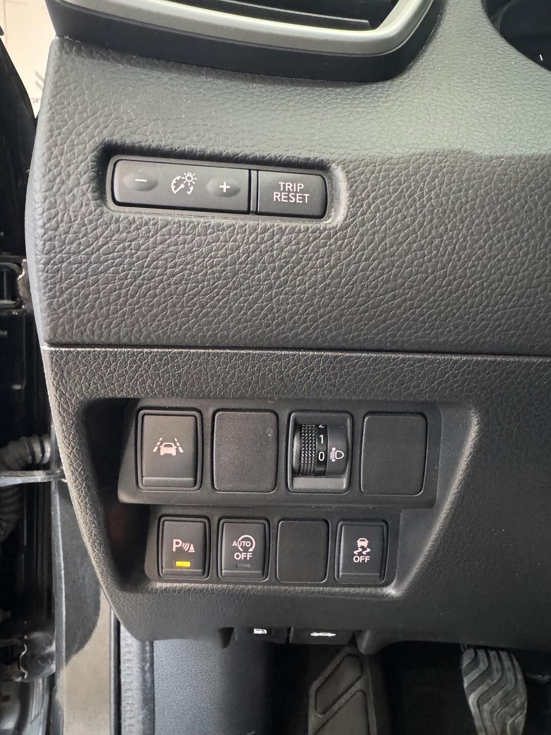 Nissan QASHAI 1.6 DCi N-Tech Tetto-Navigatore
